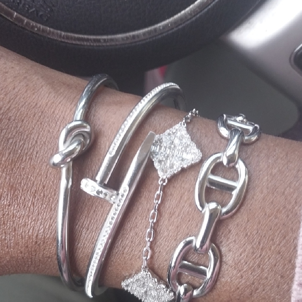Elegant Silver Bracelet Set